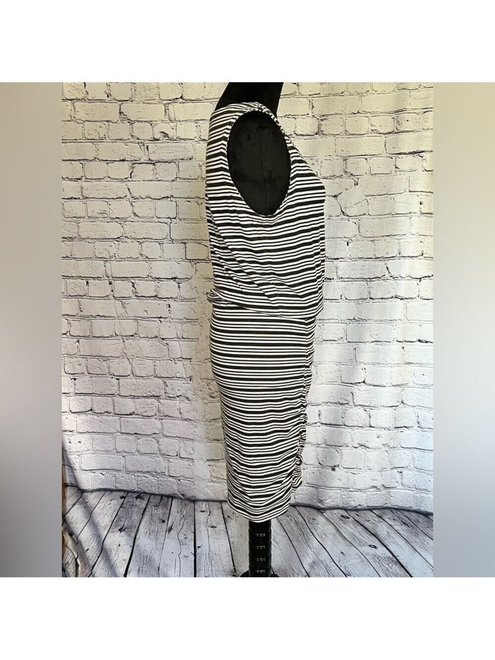 Athleta Black & White Striped Tulip Hem Sleeveless Dress Size Small Tall EUC - Picture 2 of 11